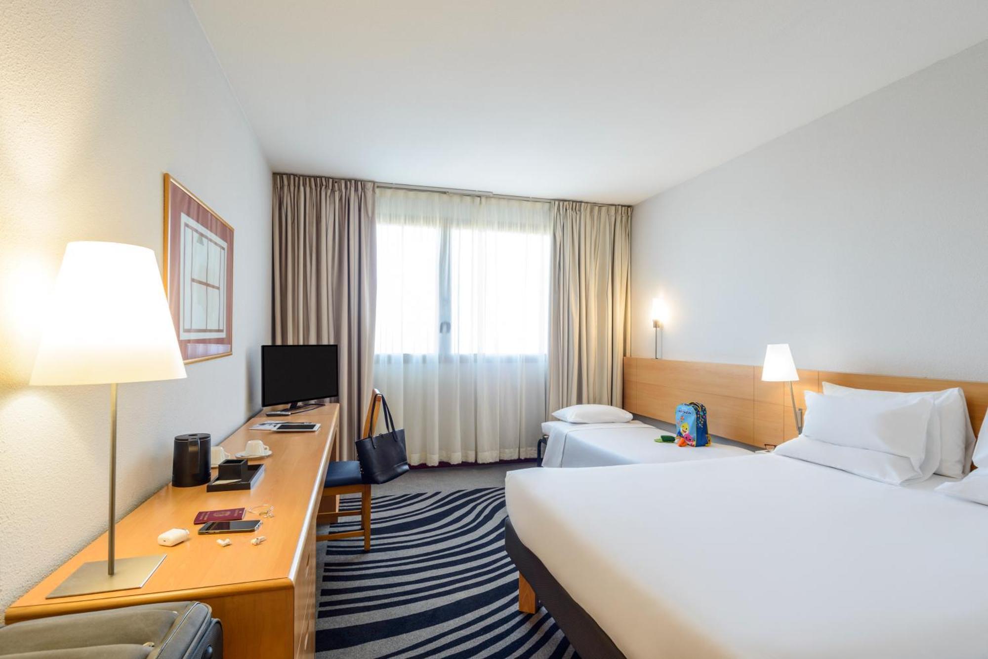 Novotel Torino Corso Giulio Cesare Exterior photo